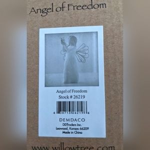 Willow Tree Angel of Freedom with Butterfly, includes box